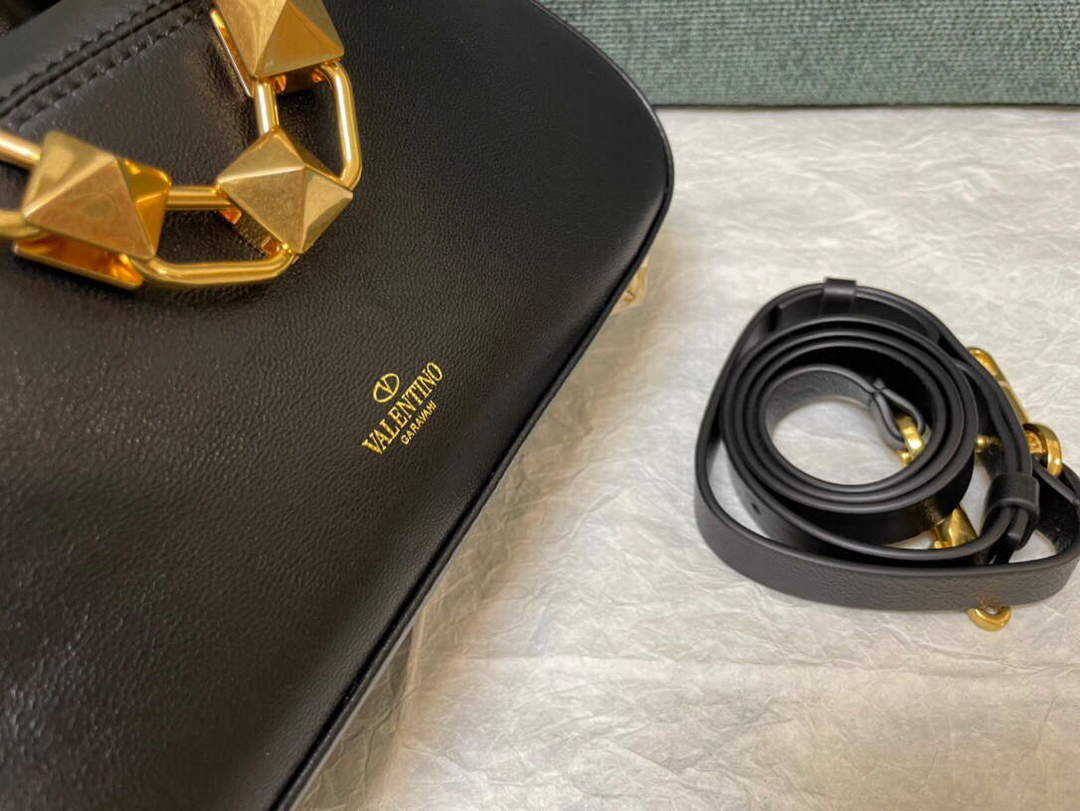 Valentino V0570 Stud Sign Grainy Calfskin Hobo Bag Black