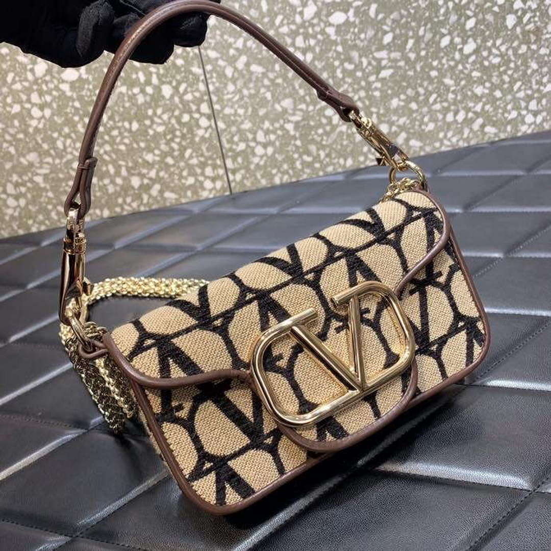 Valentino VAL352M3 loco small shoulder bag valentino garavani Apricot