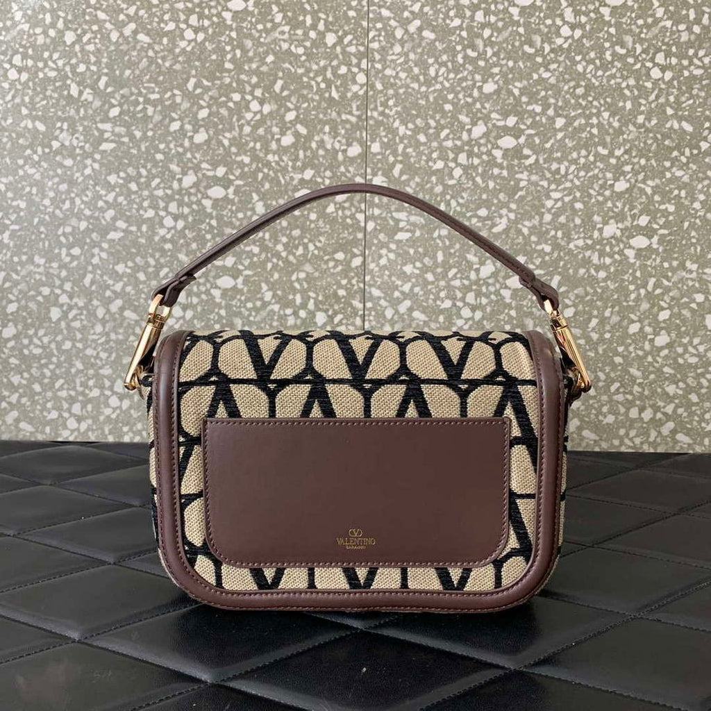Valentino VAL352M4 loco small shoulder bag valentino garavani Apricot
