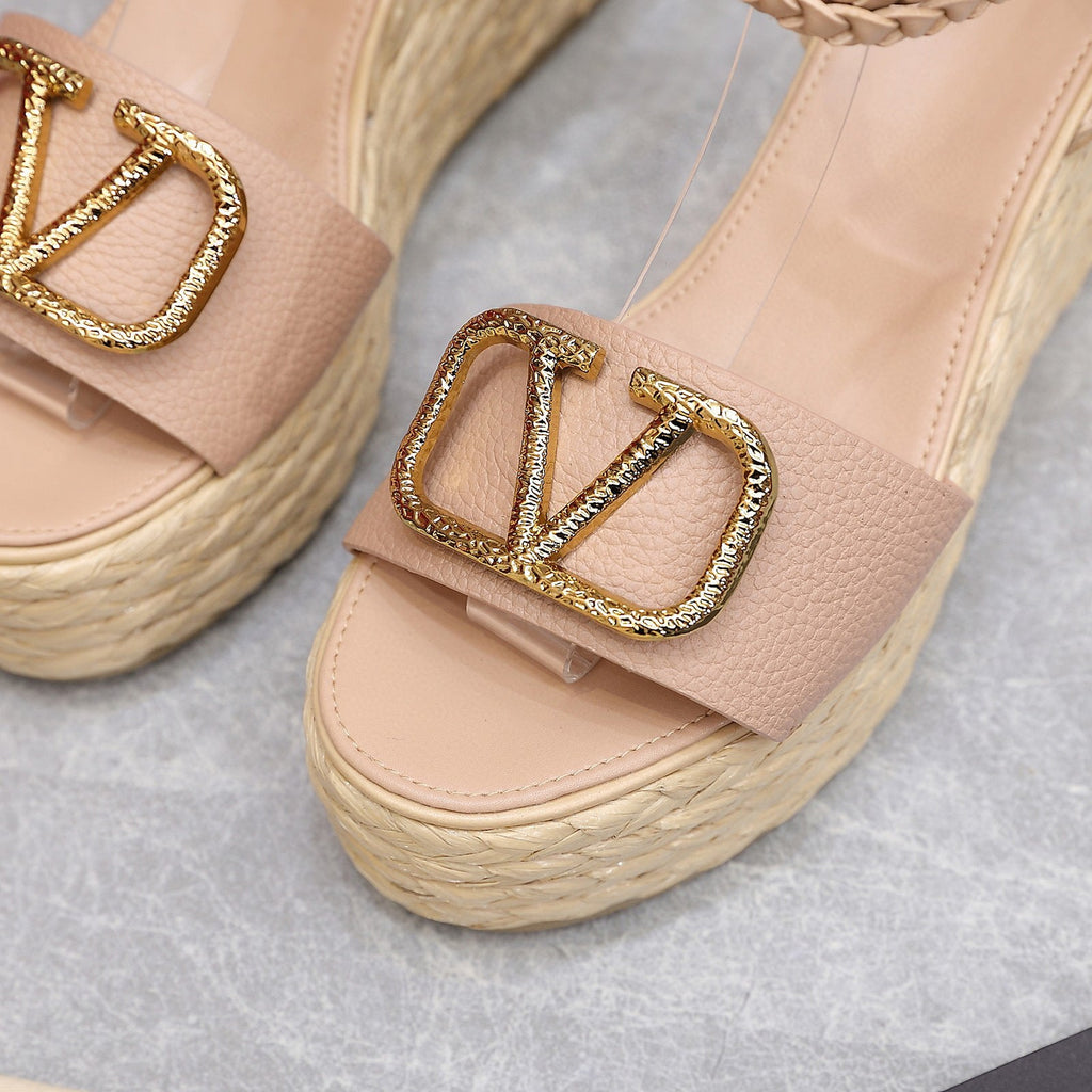 Valentino VLogo Signature Calfskin Wedge Sandal 90MM V78124