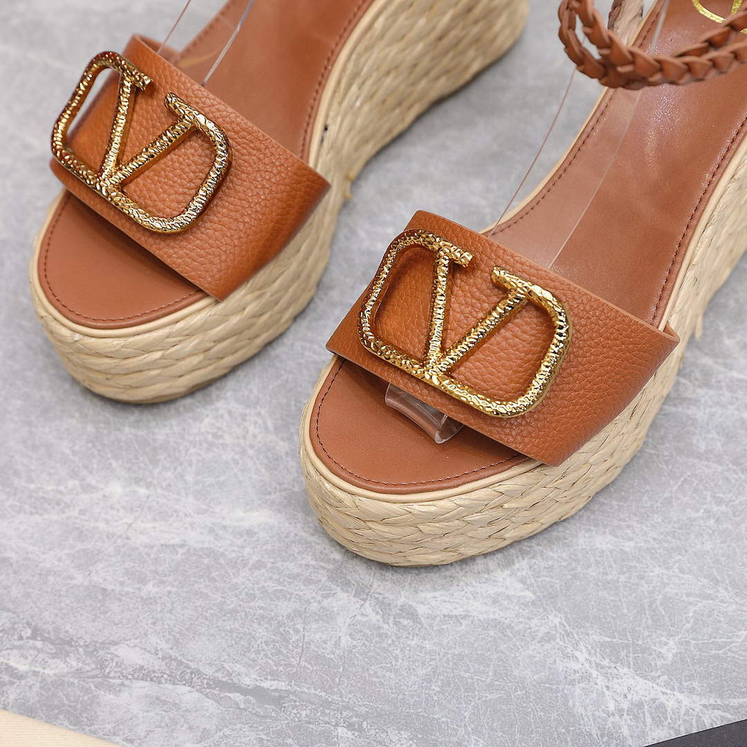Valentino VLogo Signature Calfskin Wedge Sandal 90MM V78129