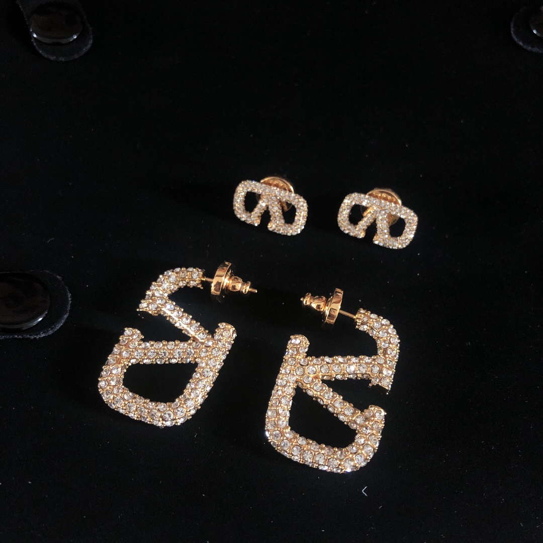 Valentino VLOGO SIGNATURE EARRINGS IN METAL AND SWAROVSKI CRYSTALS V880982