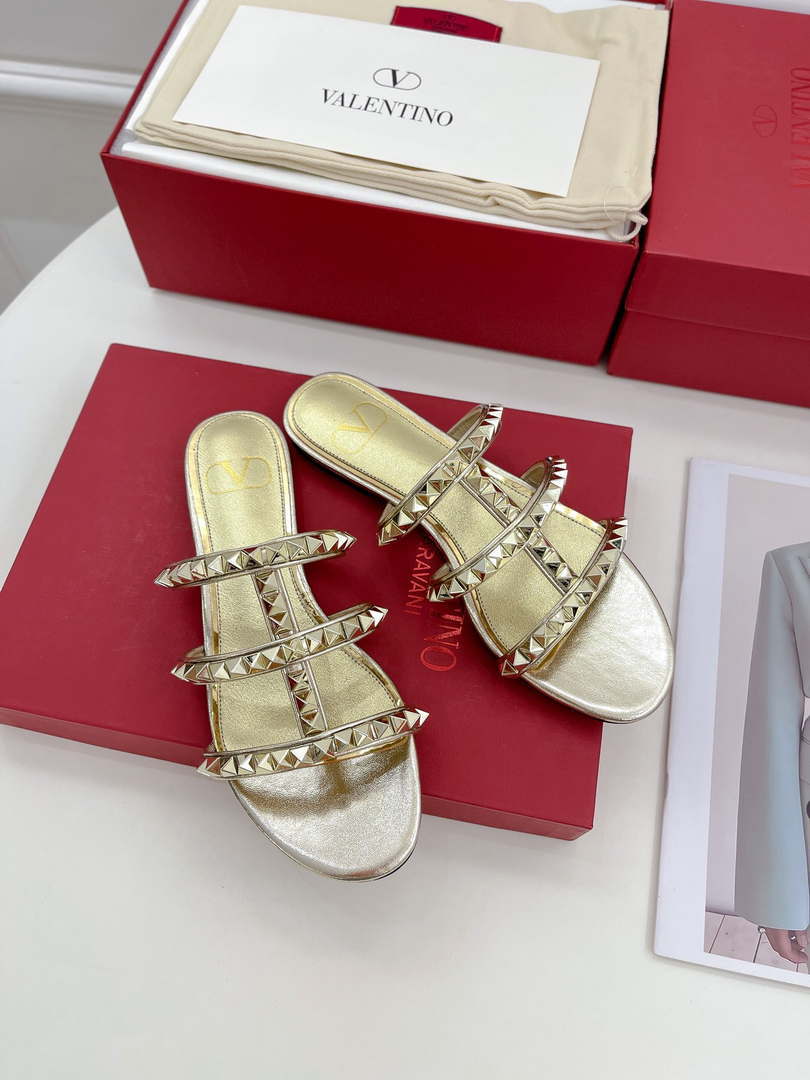 Valentino W2S0BU9ZWM Flat Roman Stud Calfskin Slide Sandal V98860