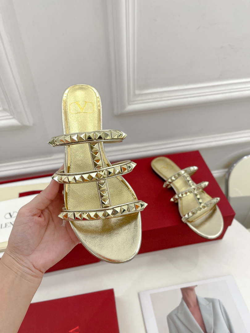 Valentino W2S0BU9ZWM Flat Roman Stud Calfskin Slide Sandal V98860