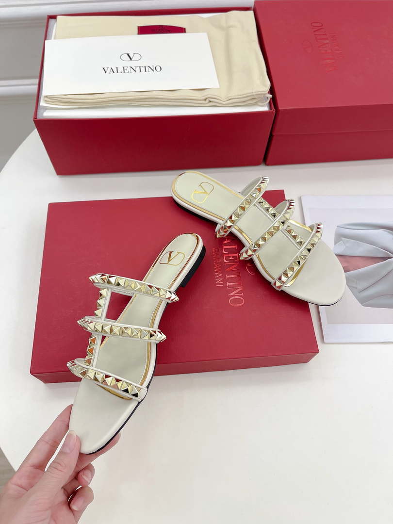 Valentino W2S0BU9ZWM Flat Roman Stud Calfskin Slide Sandal V98857