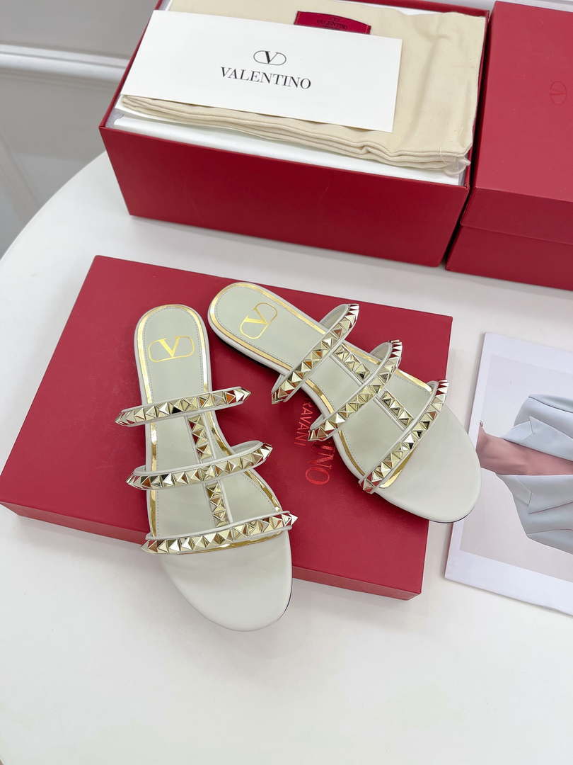 Valentino W2S0BU9ZWM Flat Roman Stud Calfskin Slide Sandal V98857