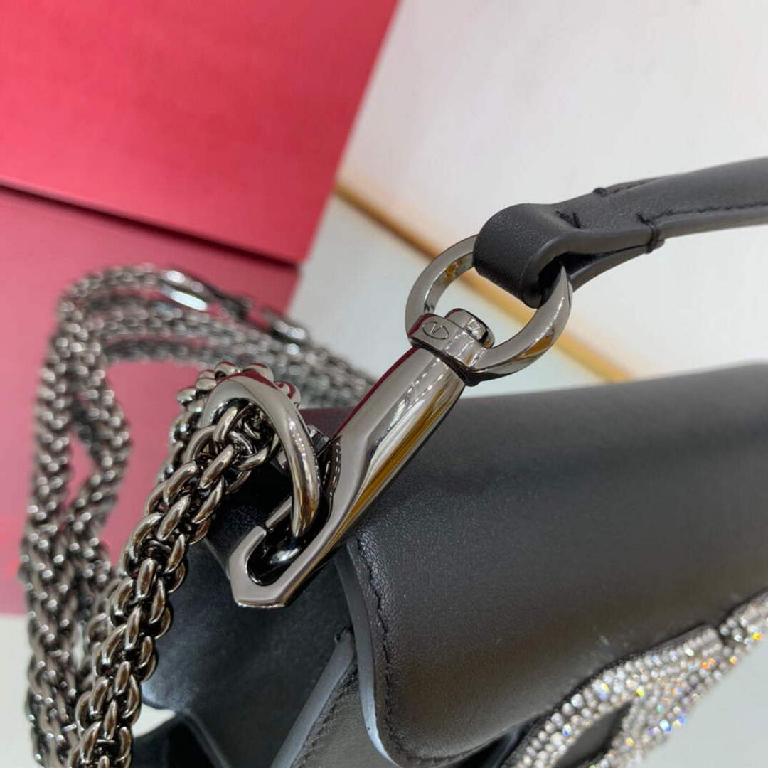 Valentino WB0K53ZXL Star diamond Loc¨° Small Shoulder Bag in Calfskin Black