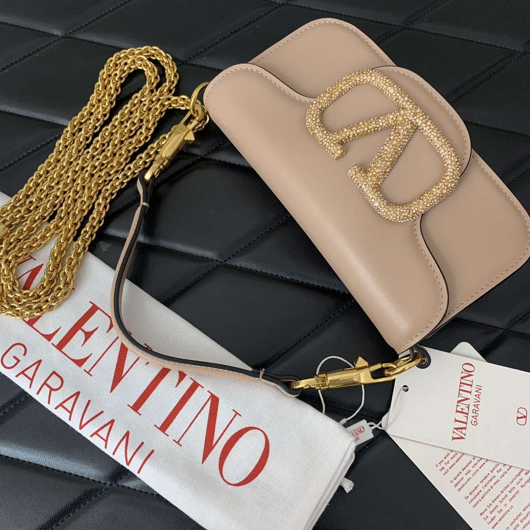Valentino WB0K53ZXL Star diamond Loc¨° Small Shoulder Bag in Calfskin Nude Pink