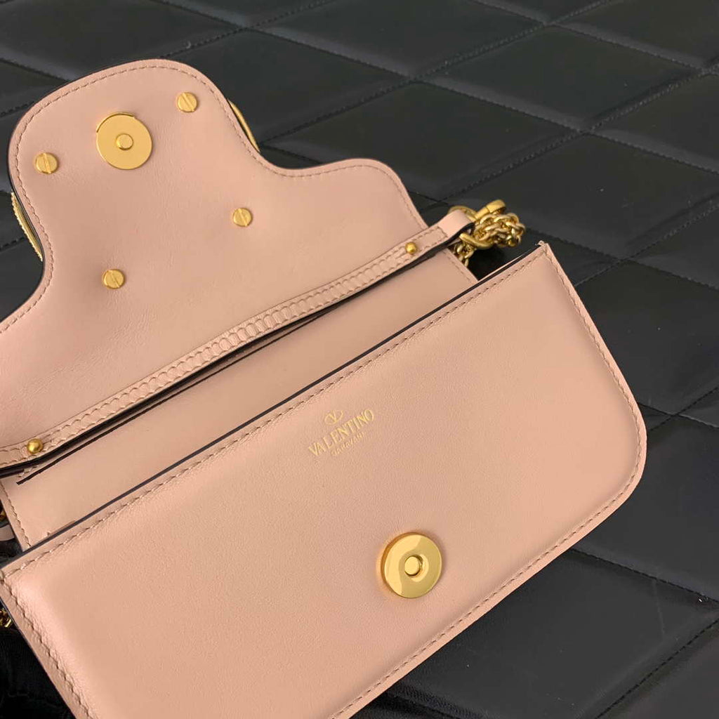 Valentino WB0K53ZXL Star diamond Loc¨° Small Shoulder Bag in Calfskin Nude Pink