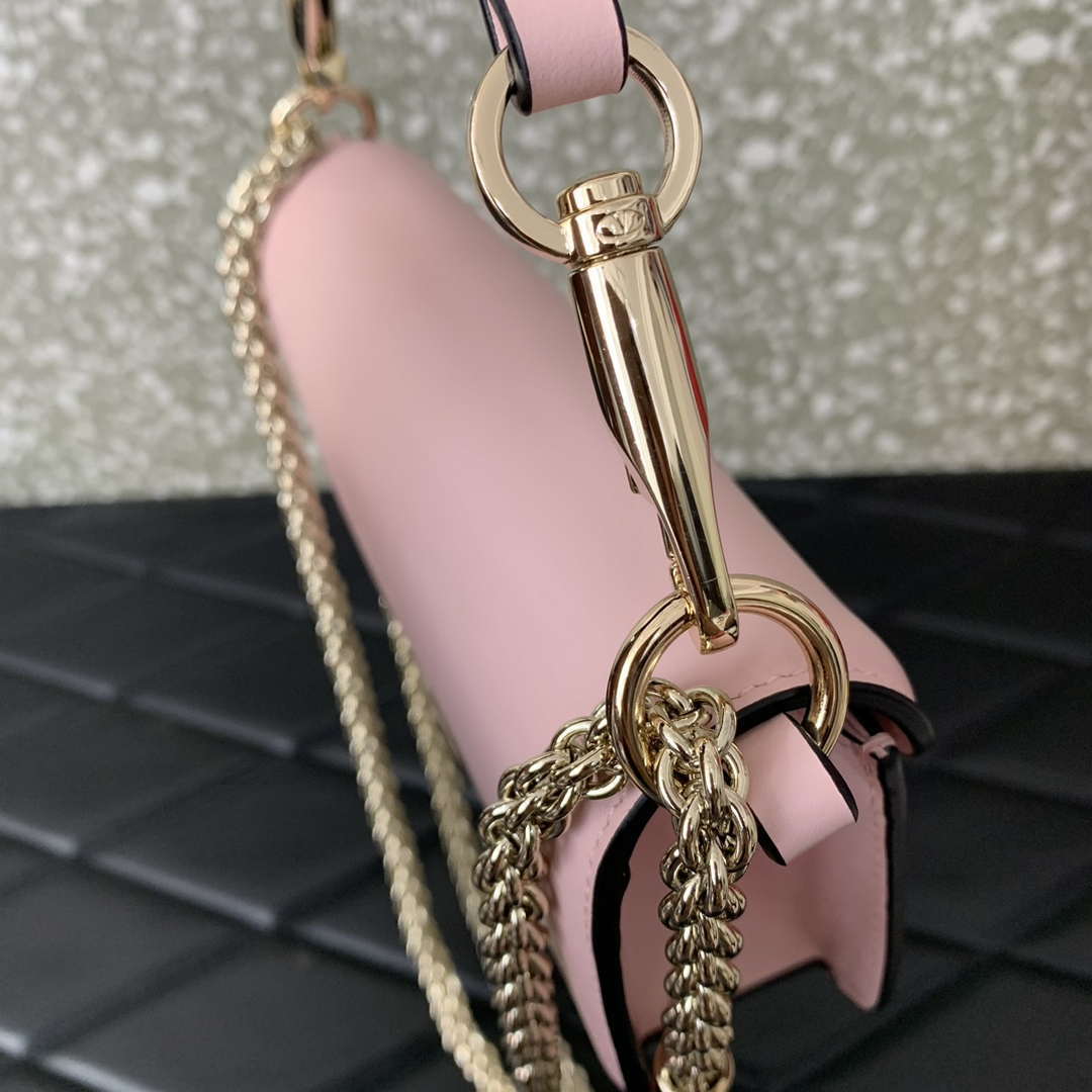 Valentino WB0K53ZXL Star diamond Loc¨° Small Shoulder Bag in Calfskin Pink