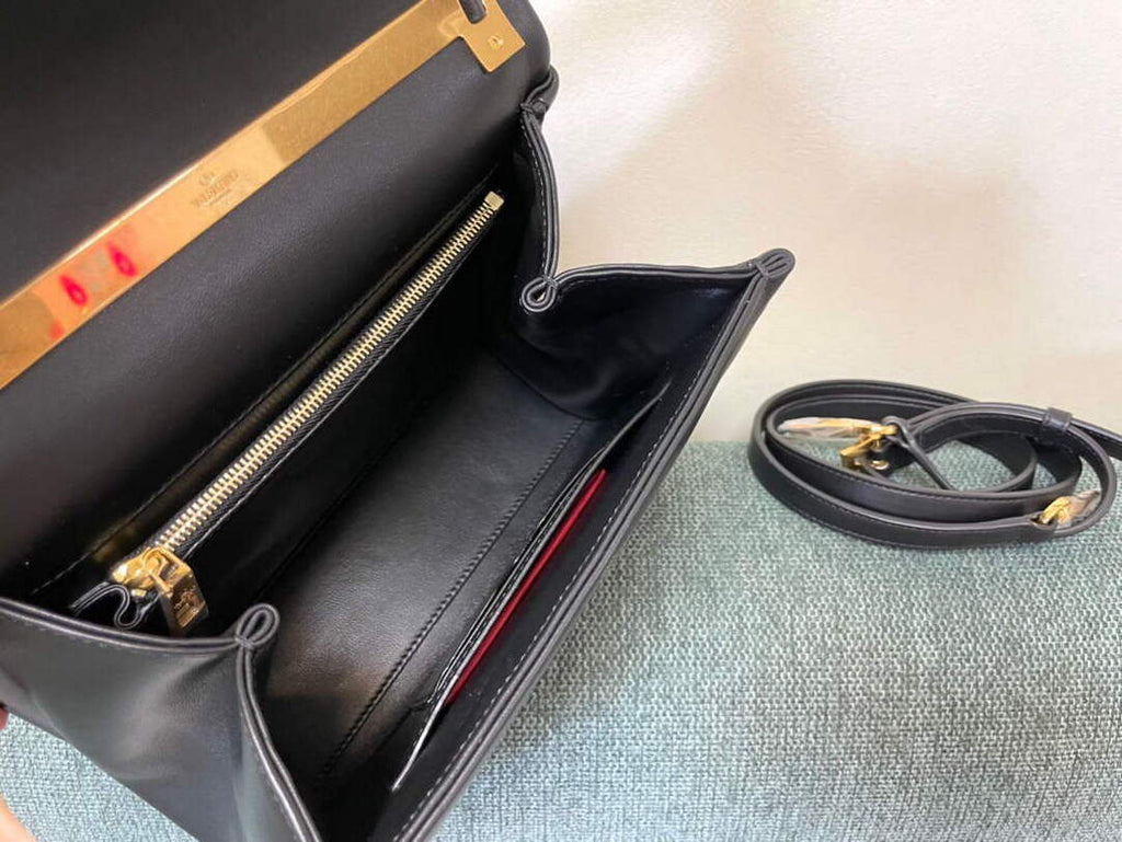 Valentino WB0K58ILK Medium One Stud Grainy Calfskin Handbag Black