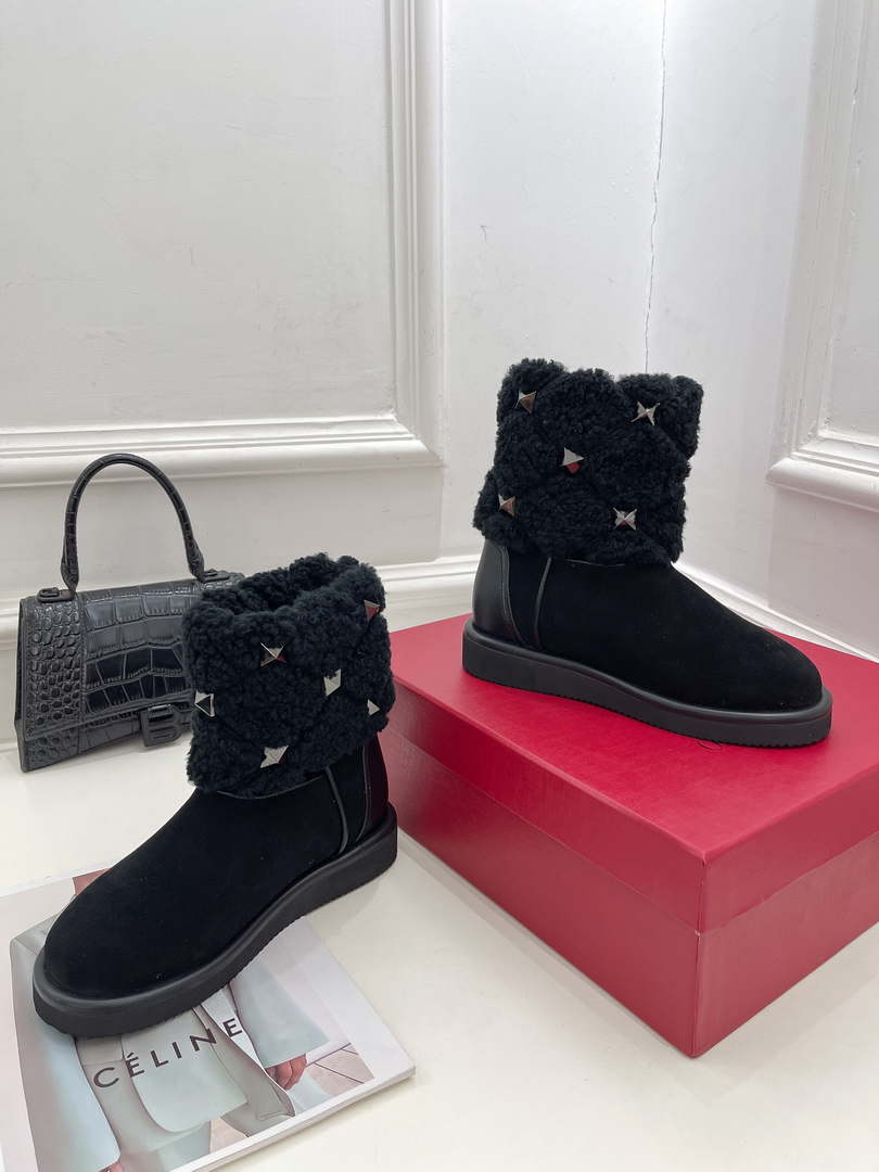 Valentino Women Shoes 1W2S0FG3QES7B1 Roman Stud Quiled Ankle Boot 194222