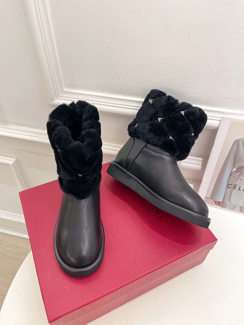 Valentino Women Shoes 1W2S0FG3QES7B1 Roman Stud Quiled Ankle Boot 194224