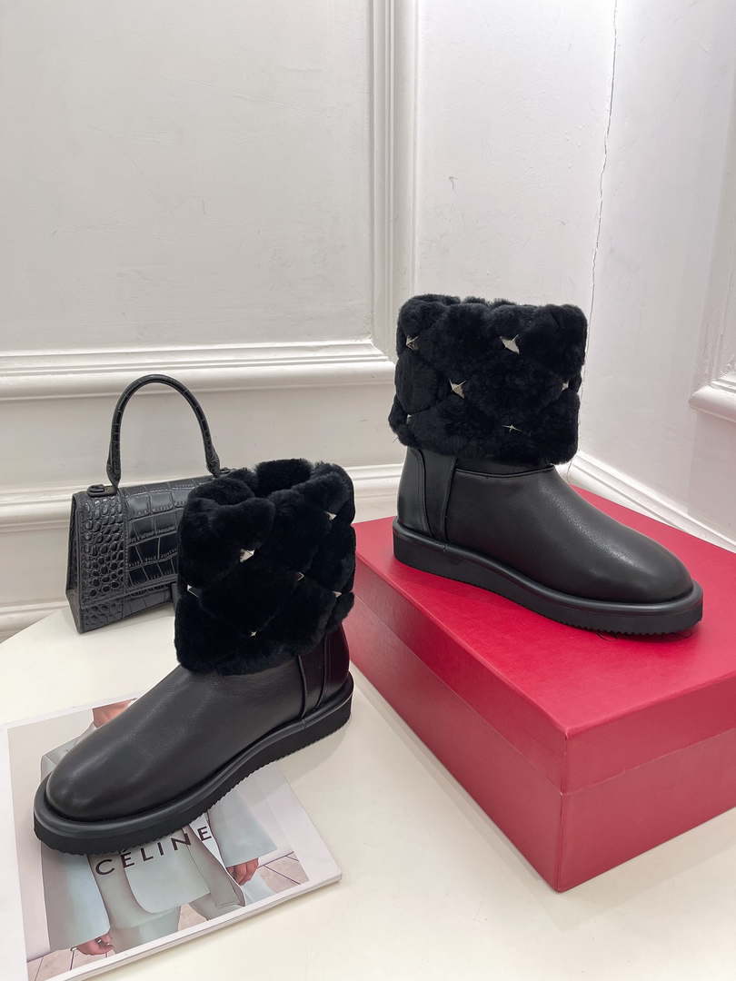 Valentino Women Shoes 1W2S0FG3QES7B1 Roman Stud Quiled Ankle Boot 194224