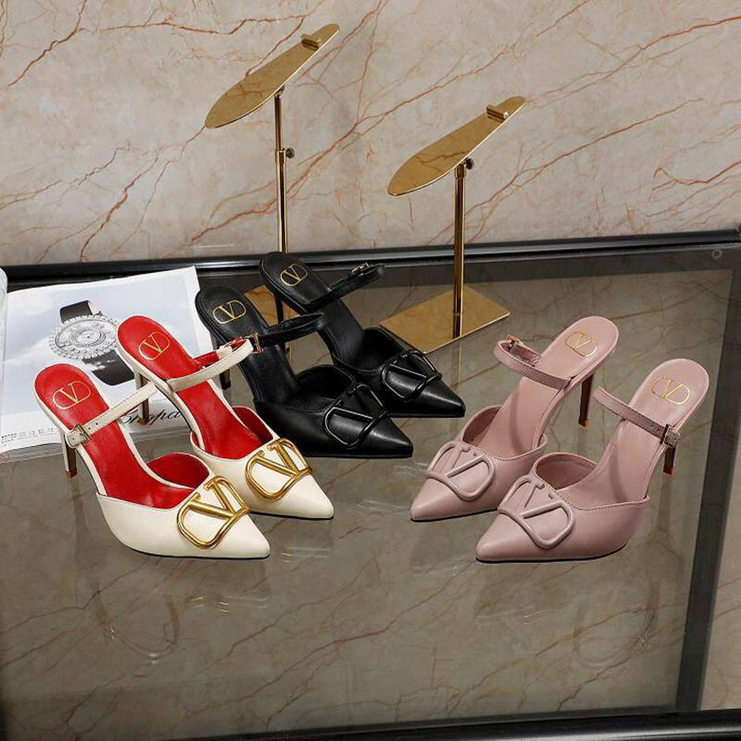 Valentino Women Shoes Designer Valentino Sandals V80021
