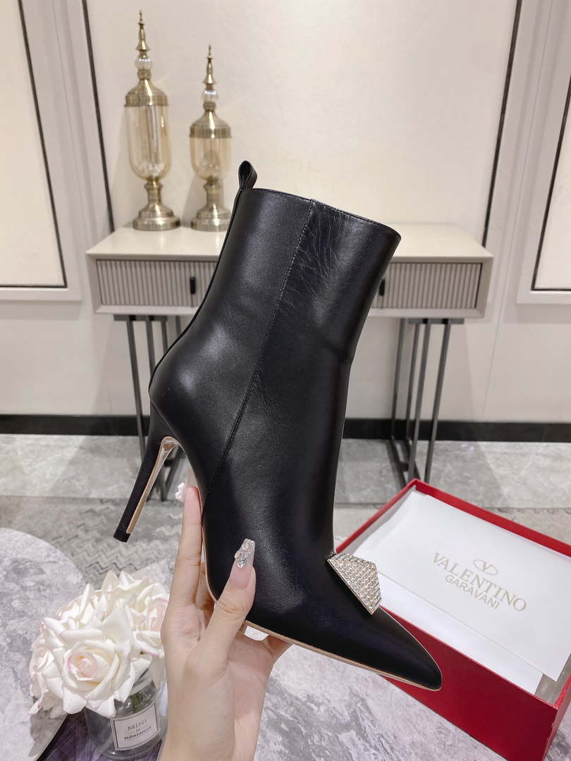 Valentino Women Shoes High heel boot 192940