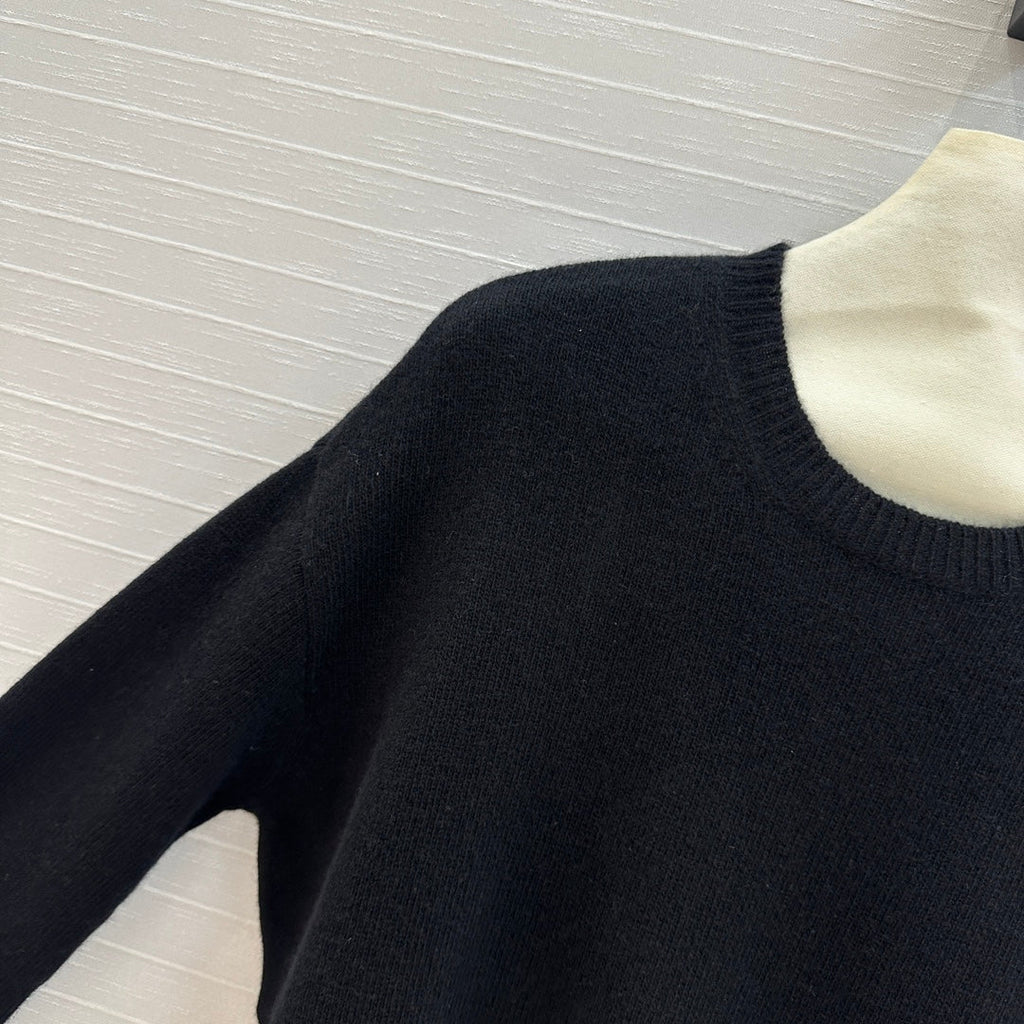 Valentino Women's Clothing Sweater Rose Sleeves Beige V38111
