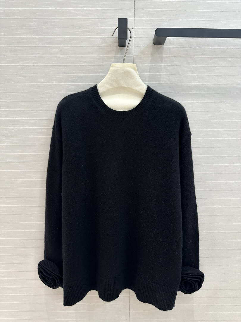 Valentino Women's Clothing Sweater Rose Sleeves Black V38110