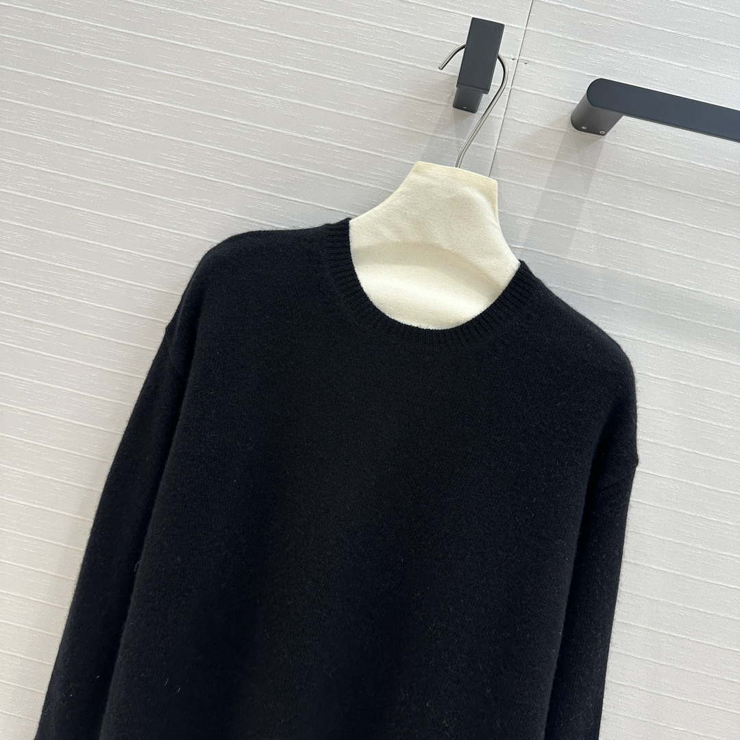 Valentino Women's Clothing Sweater Rose Sleeves Black V38110