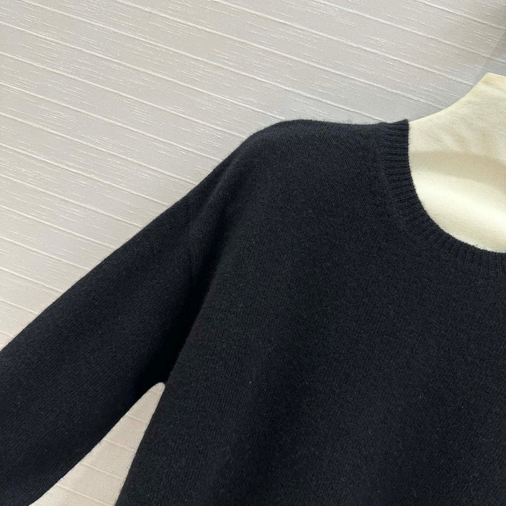 Valentino Women's Clothing Sweater Rose Sleeves Black V38110
