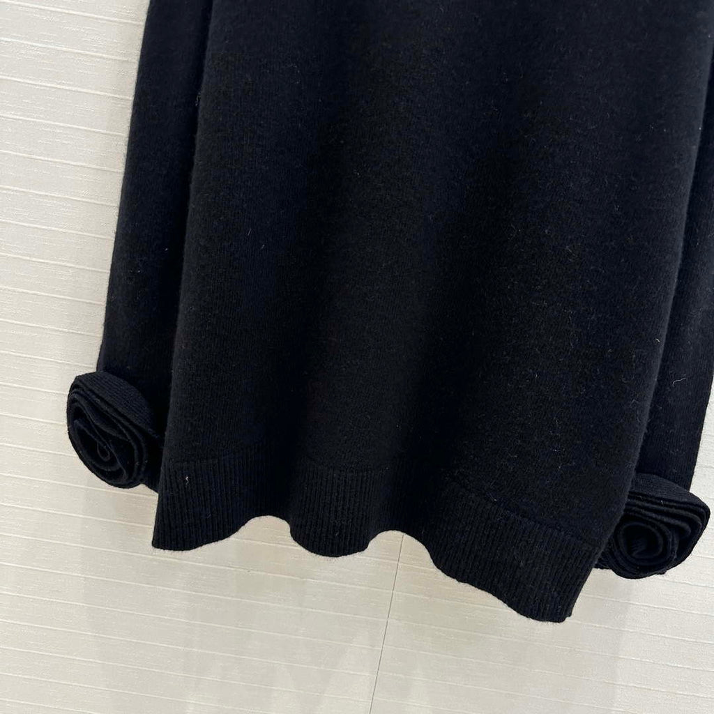 Valentino Women's Clothing Sweater Rose Sleeves Black V38110