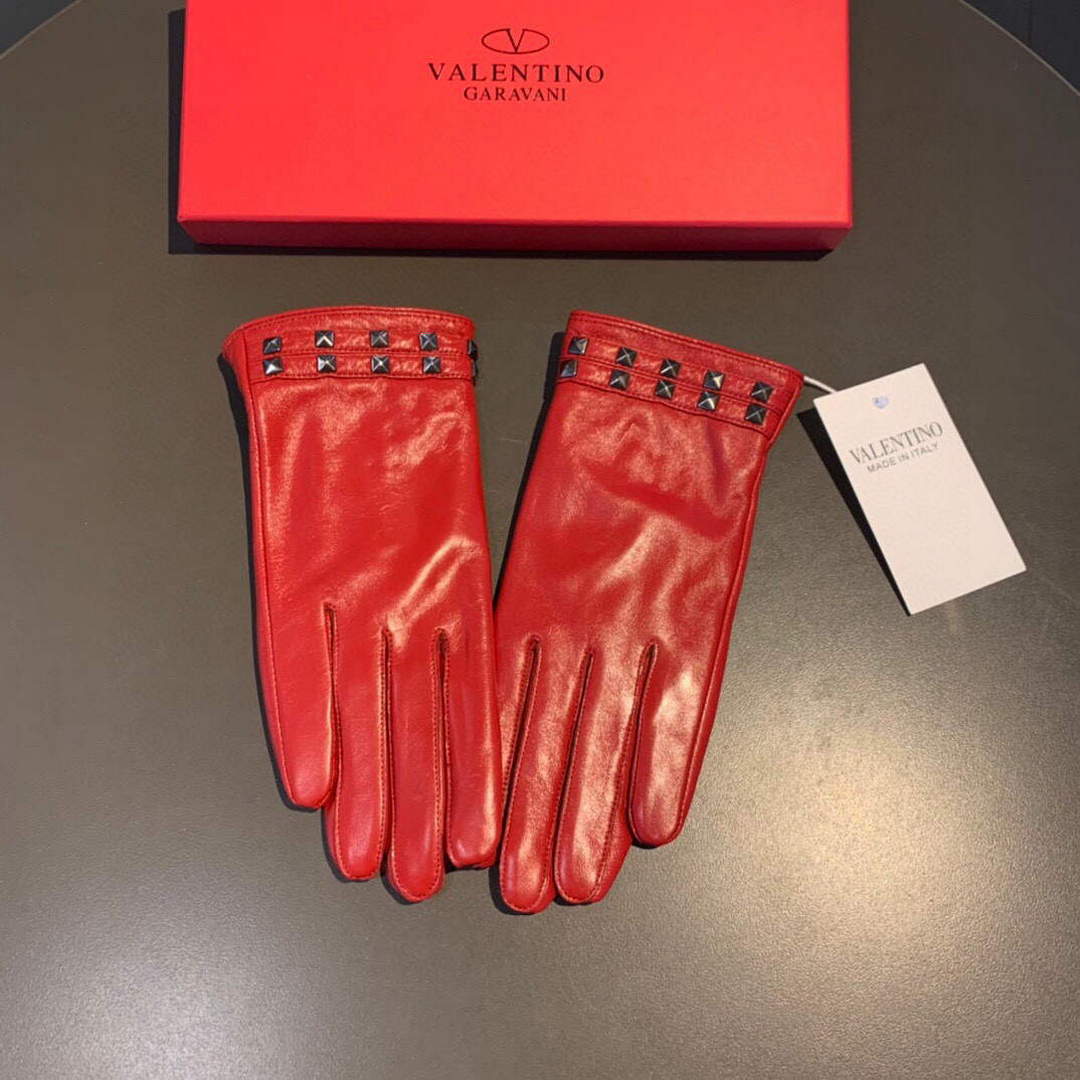 Valentino Women's Gloves Designer Leather Gloves V88521