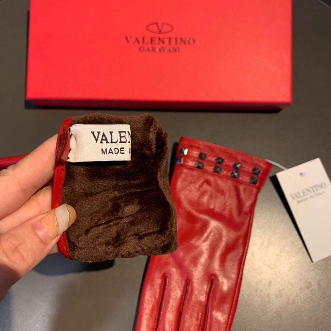 Valentino Women's Gloves Designer Leather Gloves V88521