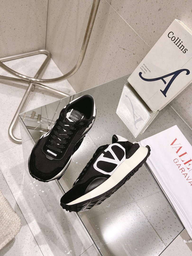 Valentino Women's Men's Lace and Mesh Lacerunner Sneaker V54903