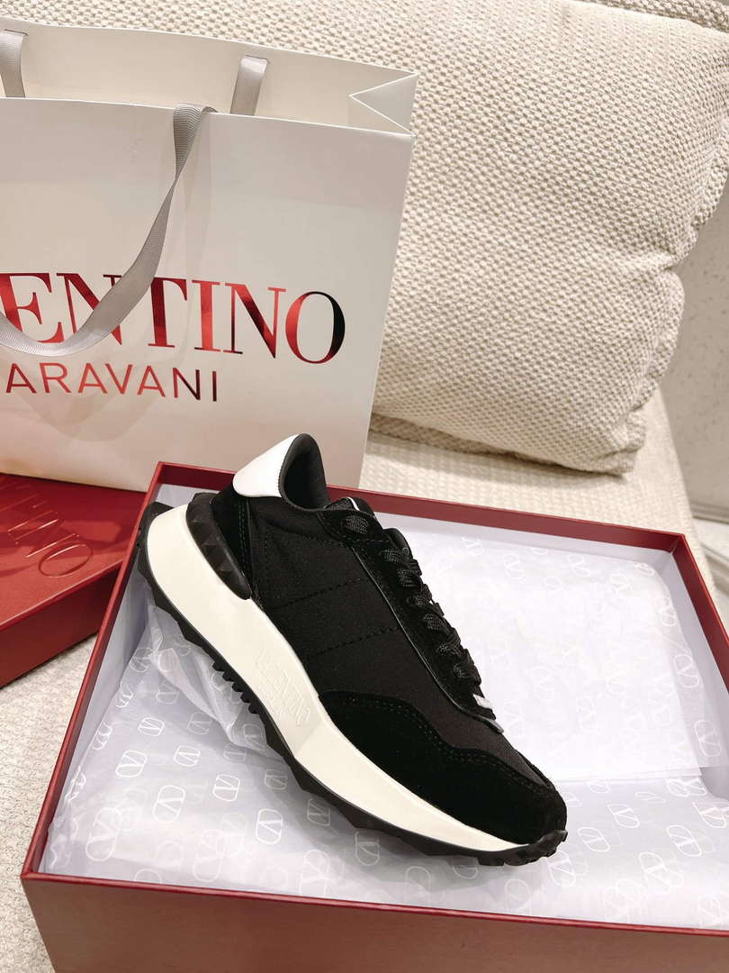 Valentino Women's Men's Lace and Mesh Lacerunner Sneaker V54903