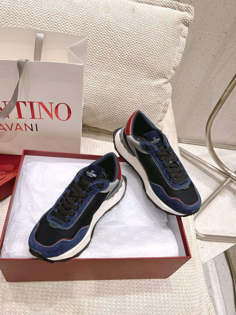 Valentino Women's Men's Lace and Mesh Lacerunner Sneaker V54904
