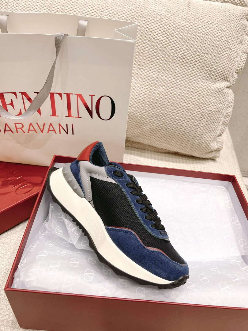 Valentino Women's Men's Lace and Mesh Lacerunner Sneaker V54904