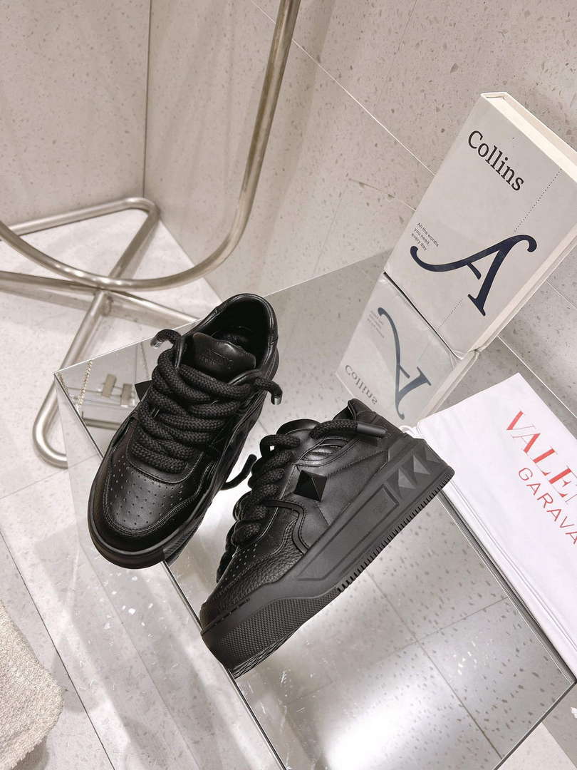 Valentino Women's Men's one Stud XL Trainer in Nappa Leather V54891