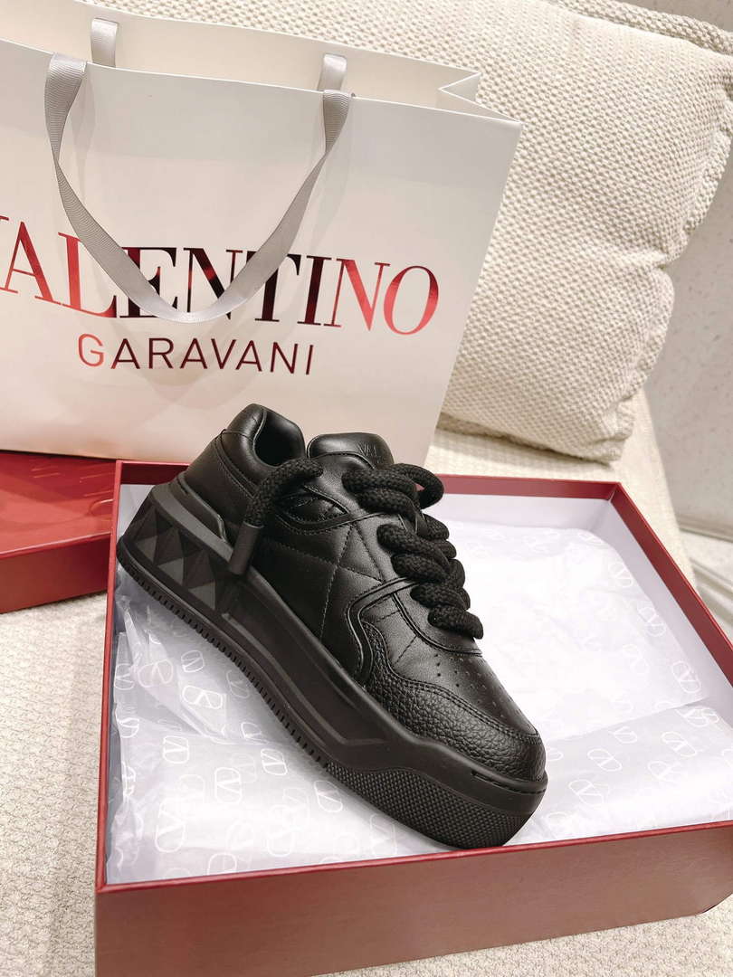 Valentino Women's Men's one Stud XL Trainer in Nappa Leather V54891 - US 4=Euro 35 - View 6