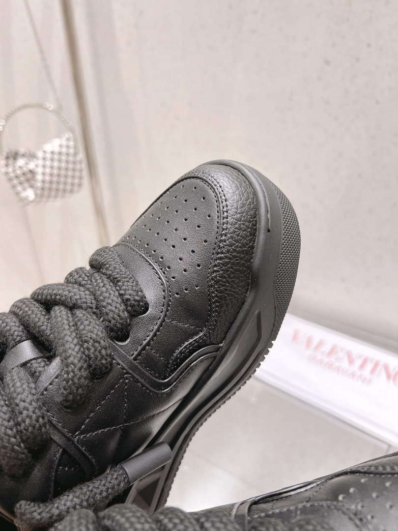 Valentino Women's Men's one Stud XL Trainer in Nappa Leather V54891