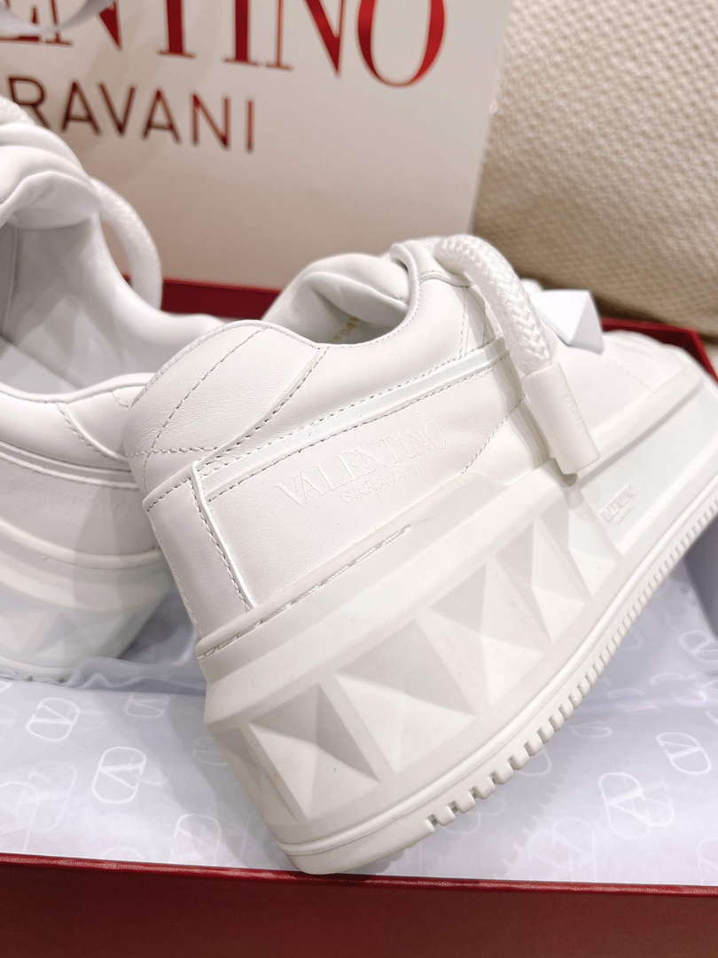 Valentino Women's Men's one Stud XL Trainer in Nappa Leather V54892