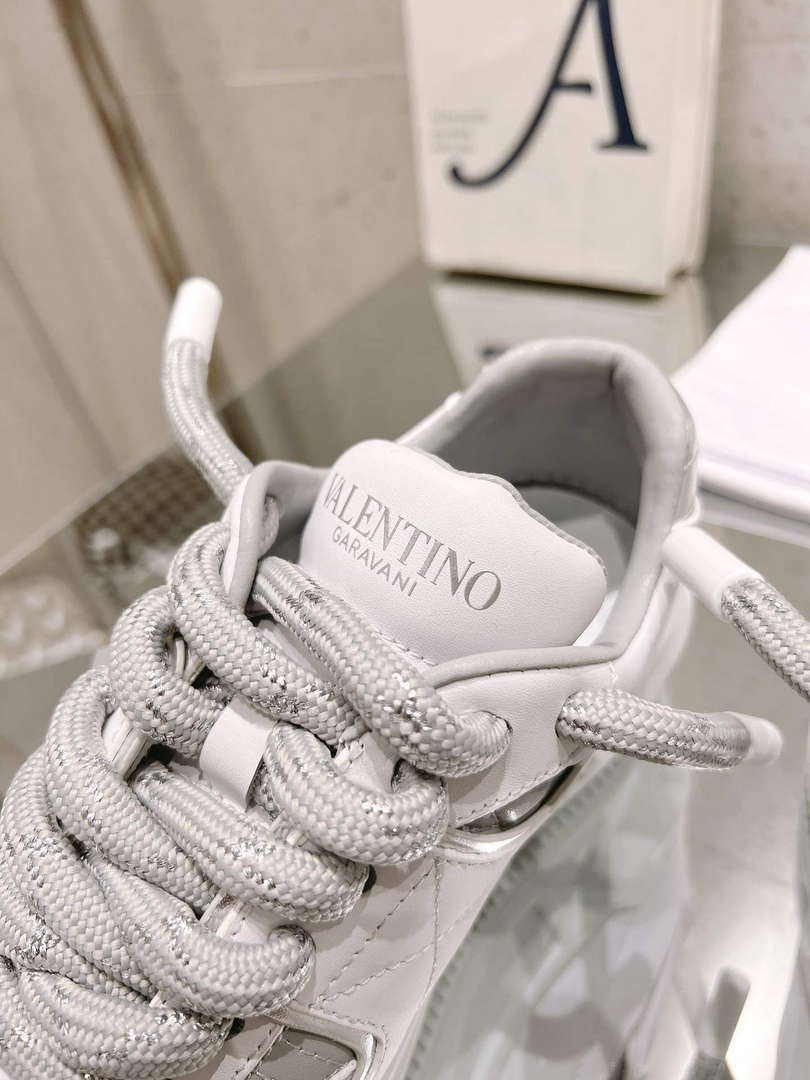 Valentino Women's Men's one Stud XL Trainer in Nappa Leather V54893
