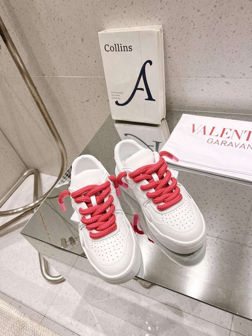 Valentino Women's Men's one Stud XL Trainer in Nappa Leather V54894