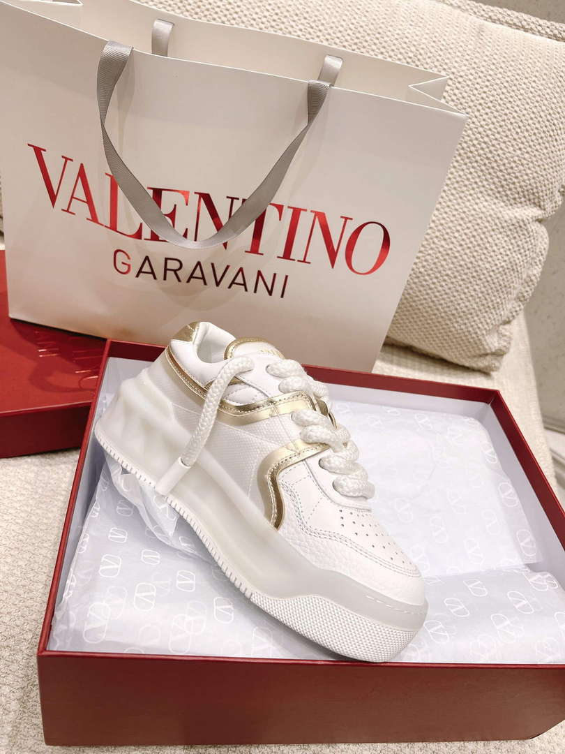 Valentino Women's Men's one Stud XL Trainer in Nappa Leather V54896