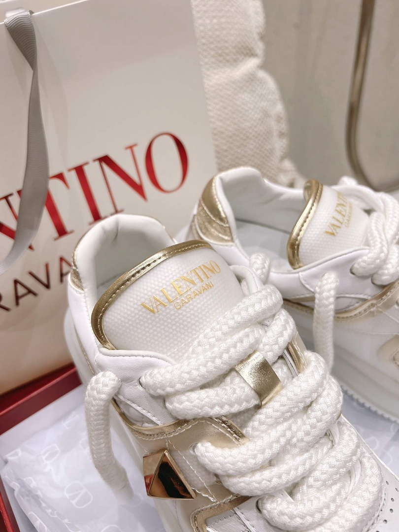 Valentino Women's Men's one Stud XL Trainer in Nappa Leather V54896
