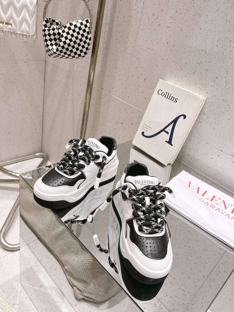 Valentino Women's Men's one Stud XL Trainer in Nappa Leather V54897