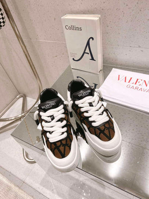 Valentino Women's Men's one Stud XL Trainer in Nappa Leather V54901 - US 4=Euro 35 - View 1