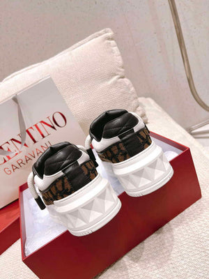 Valentino Women's Men's one Stud XL Trainer in Nappa Leather V54901 - US 4=Euro 35 - View 7