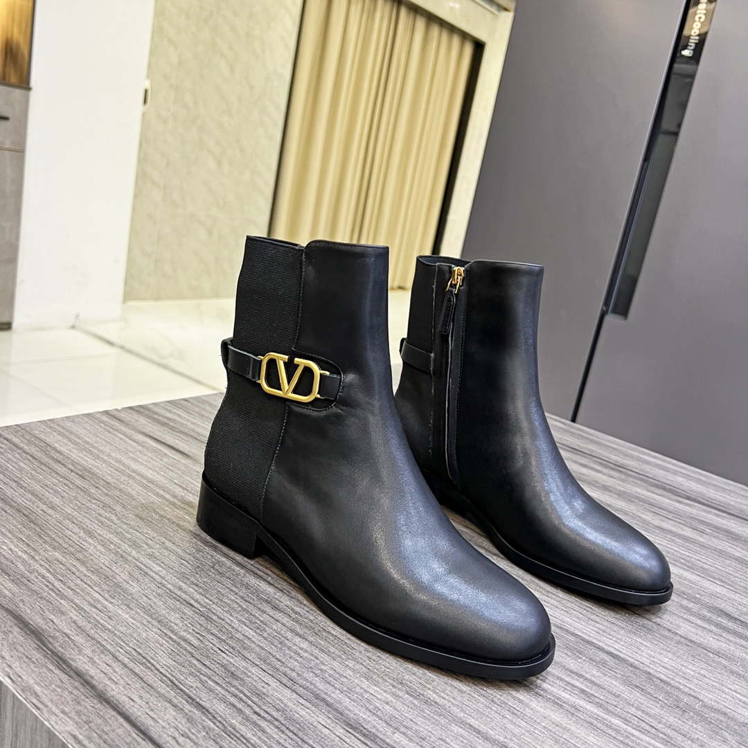 Valentino Women's Shoes 1W2S0CT1PYH0NO Vlogo Signature Calfskin Ankle Boot 194612