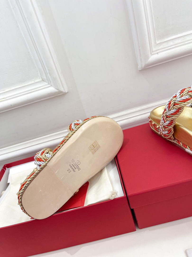 Valentino Women's Shoes hand woven slippers V75430