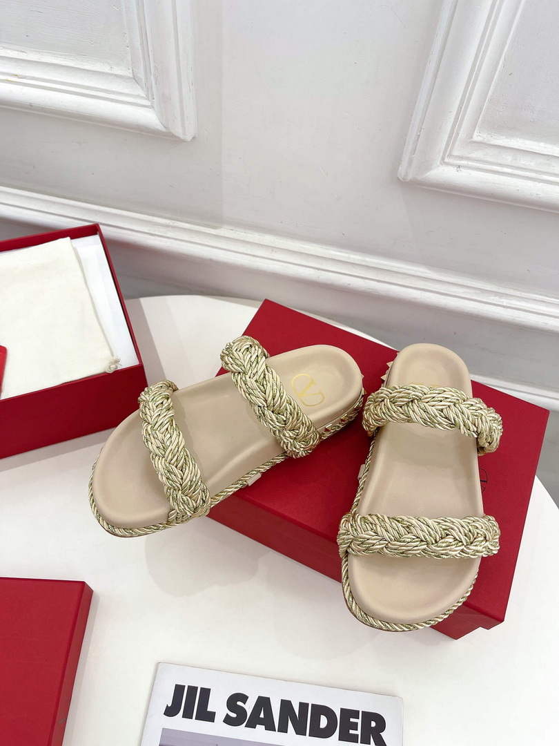 Valentino Women's Shoes hand woven slippers V75433