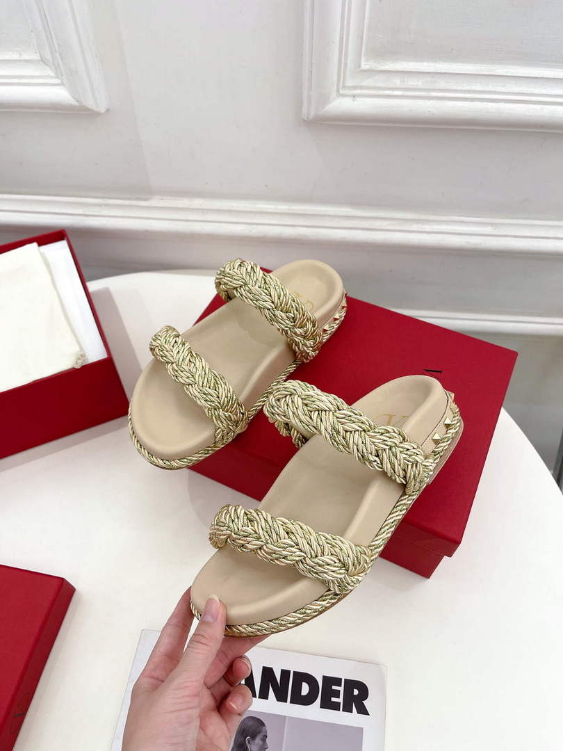 Valentino Women's Shoes hand woven slippers V75433