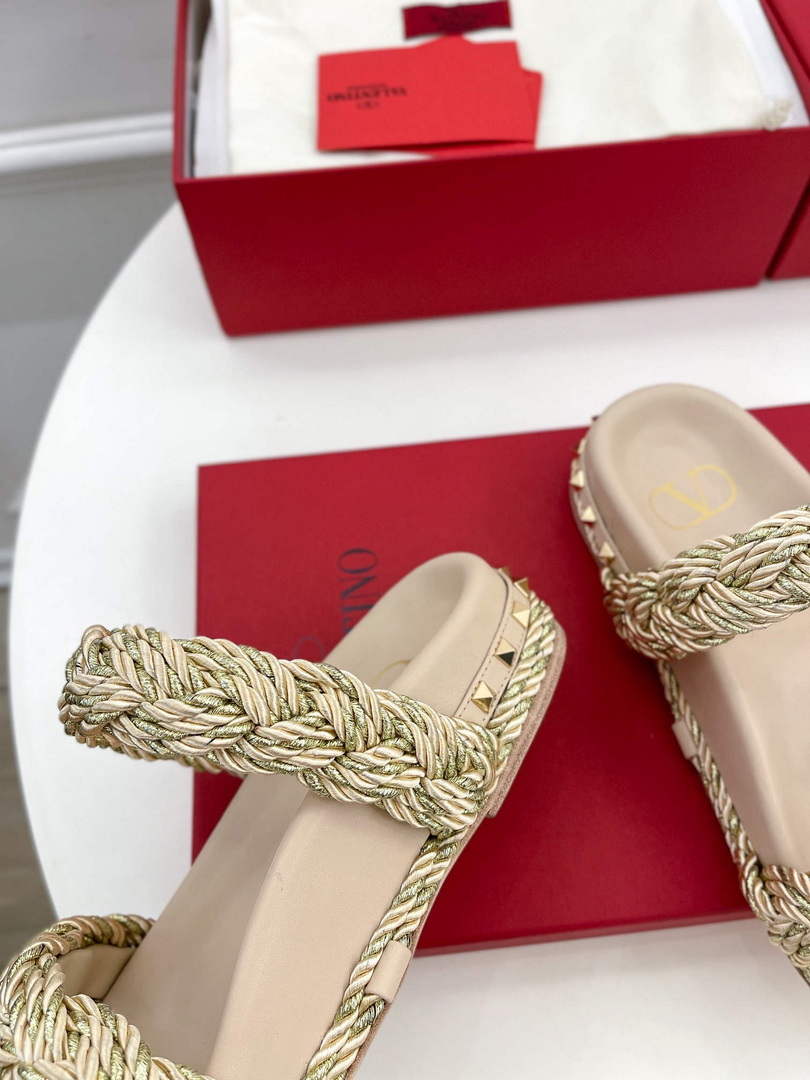 Valentino Women's Shoes hand woven slippers V75433