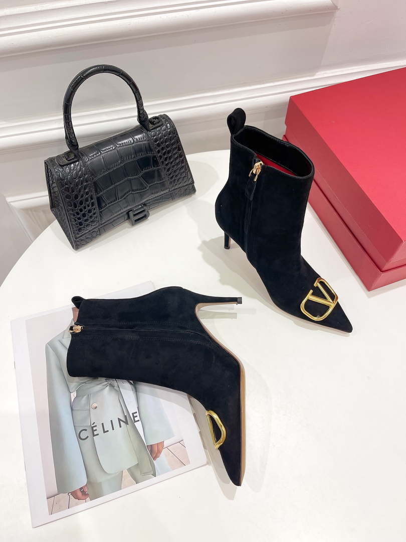 Valentino Women's Shoes Vlogo Signature Short Boot 153664