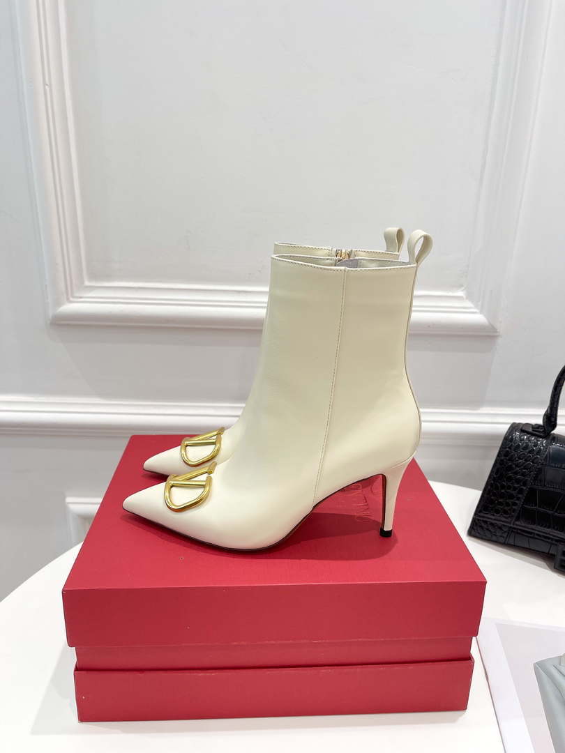 Valentino Women's Shoes Vlogo Signature Short Boot 153667