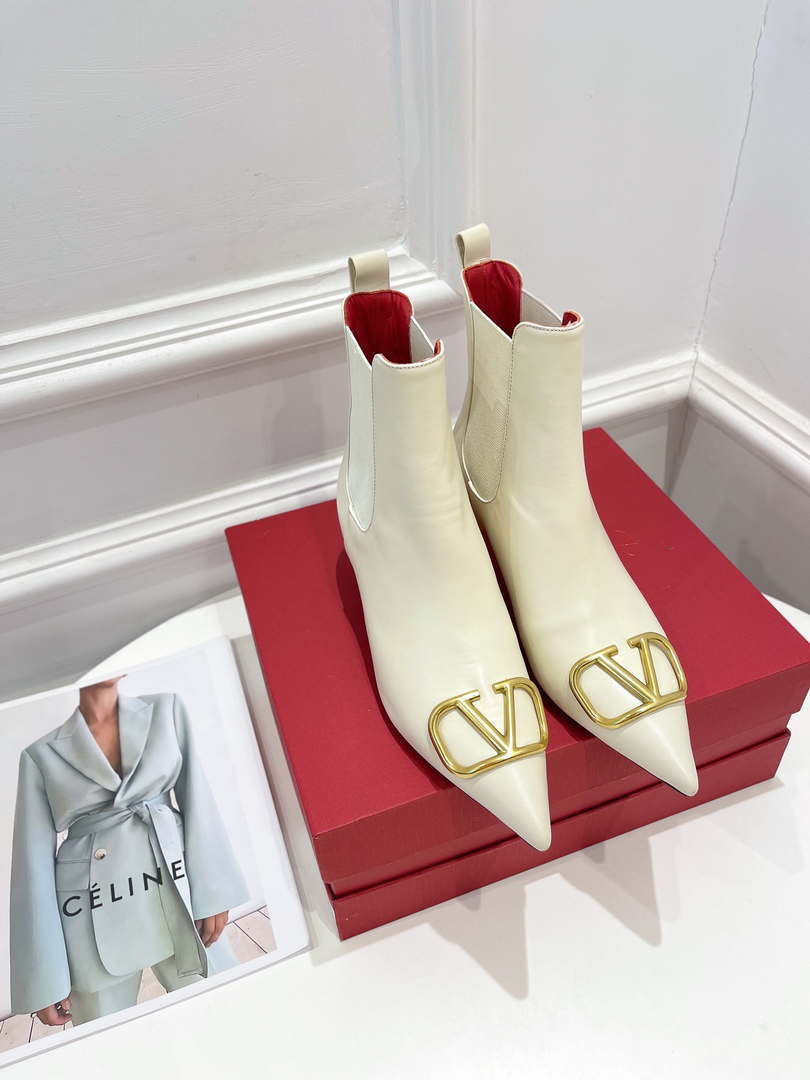 Valentino Women's Shoes Vlogo Signature Short Boot 153668